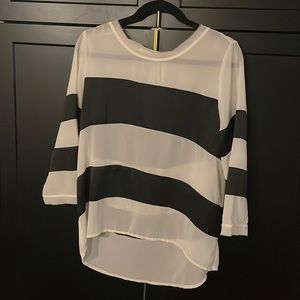 NWT BEAUTIFUL black and white semi sheer top blouse